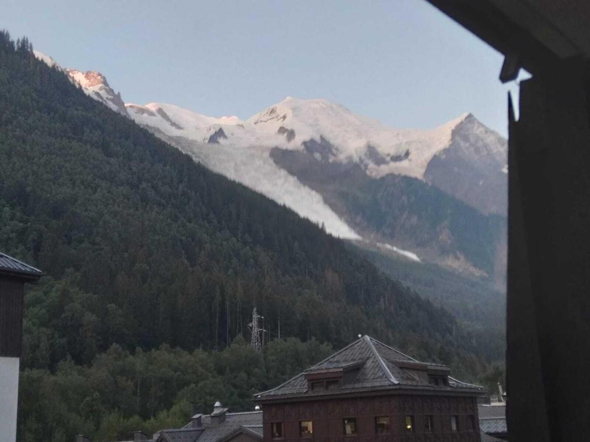Appartement Cocon douillet au pied de l'Aiguille du Midi à Chamonix Extérieur photo